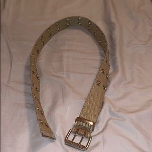 Tan belt